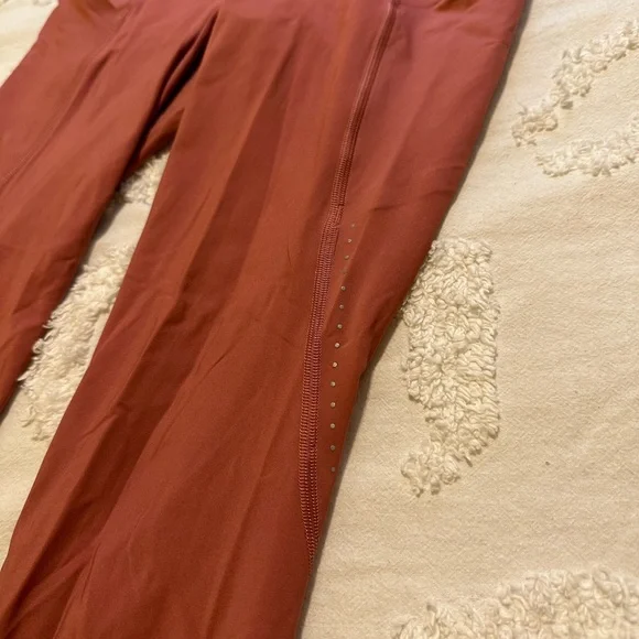 Lululemon Muave leggings - Picture 2 of 7